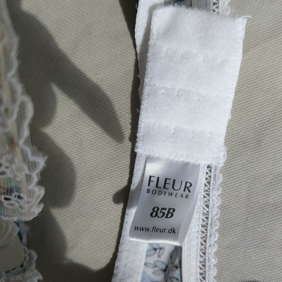 Padded Bra - Picture 3 of 3